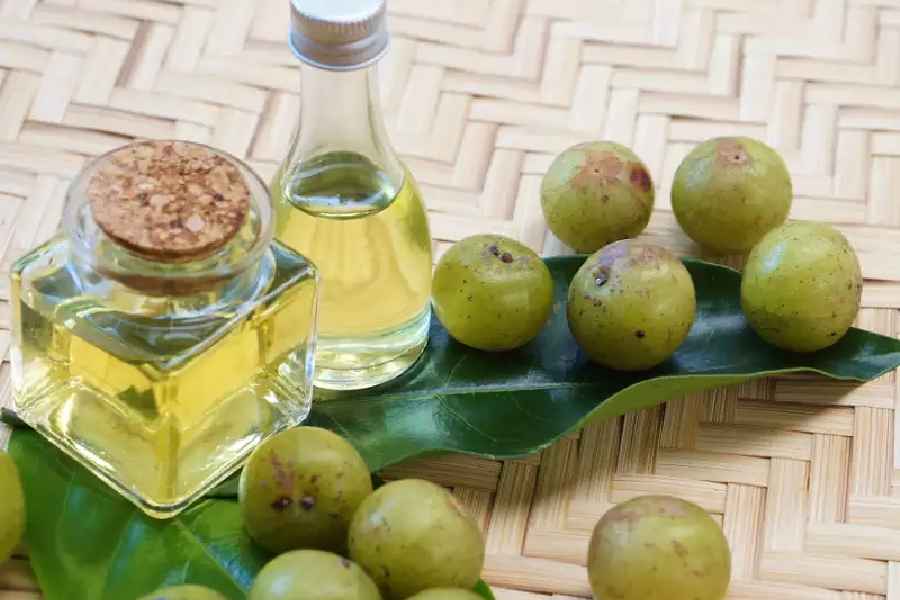 This DIY hair oil is perfect to stop greying of hair.