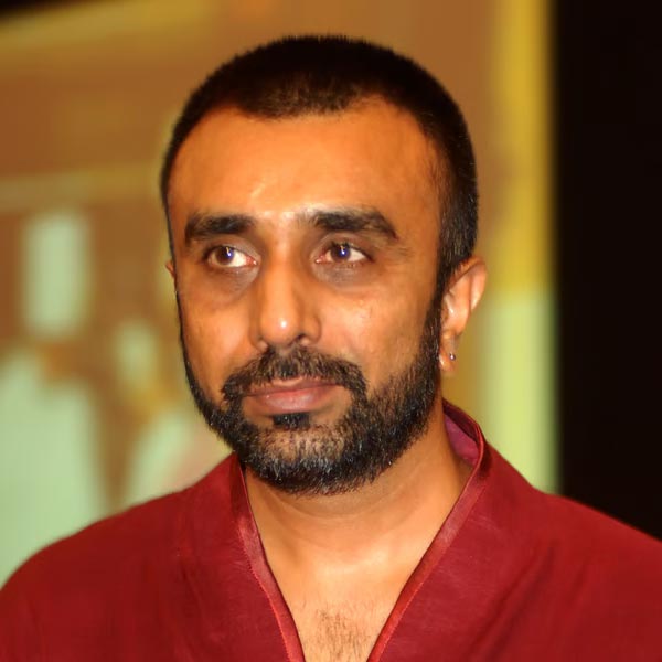 চলতি বছরের ১৯ নভেম্বর হৃদ্‌রোগে আক্রান্ত হয়ে মাত্র ৫৮ বছর বয়সে মারা যান সঞ্জয়।