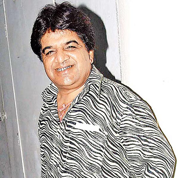 দীর্ঘ দিন ধরে পাকস্থলীর ক্যানসারে ভুগছিলেন জুনিয়র মেহমুদ। চলতি বছরের ৮ ডিসেম্বর অসুস্থতার কারণে প্রাণ হারান তিনি। মৃত্যুর সময় অভিনেতার বয়স ছিল ৬৭ বছর।