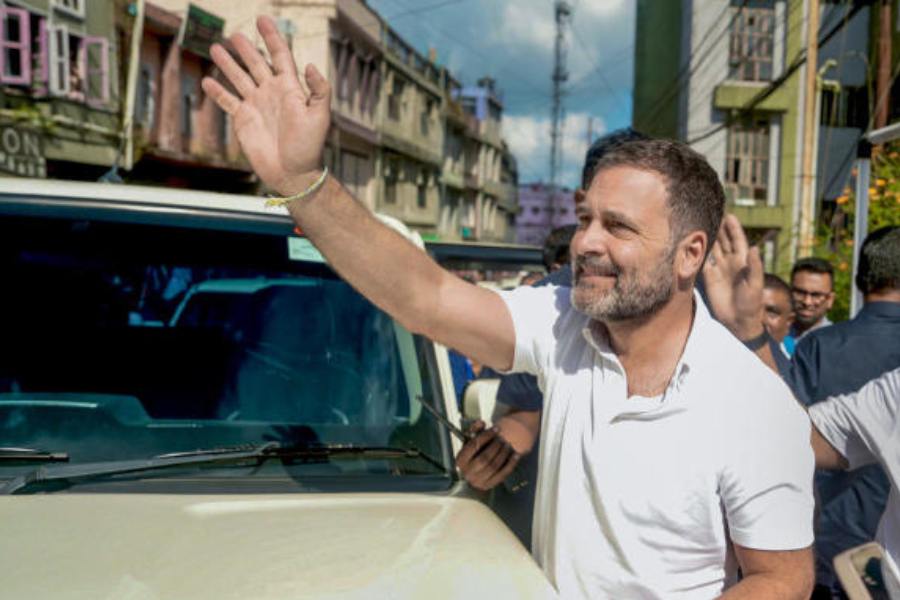 হাঁটার পাশাপাশি বাসযাত্রাও থাকছে ভারত ন্যায় যাত্রায়। ‘ভারত জোড়ো যাত্রা’ মোট চার হাজার ২০০ কিলোমিটার পথ অতিক্রম করেছিল। 