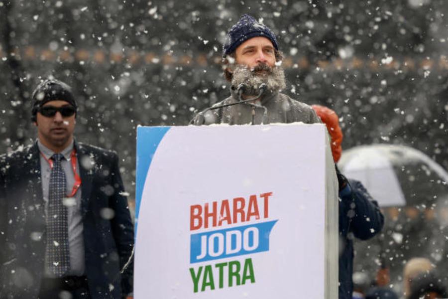 কন্যাকুমারী থেকে কাশ্মীর পর্যন্ত ১৫০ দিন যাত্রা করেছিলেন রাহুল। ২০২২ সালের সেপ্টেম্বর থেকে রাহুলের নেতৃত্বাধীন সেই যাত্রা শ্রীনগরে শেষ হয় ২০২৩ সালের ৩০ জানুয়ারি।