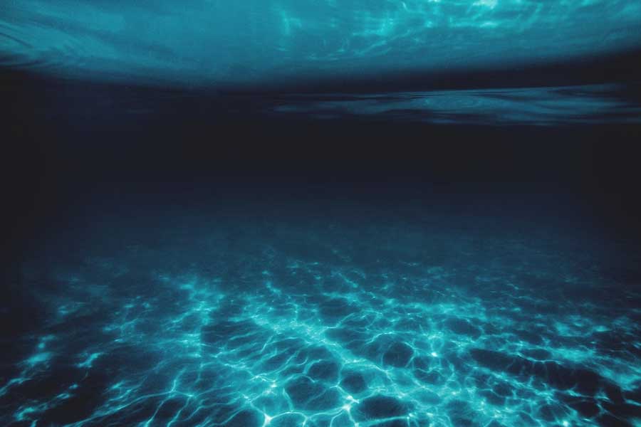 দেশ-বিদেশের নানা সংস্থার তরফে সমুদ্রের গভীরে অনবরত সন্ধান চালানো হয়ে চলেছে। নব্বইয়ের দশকে এমনই এক অনুসন্ধানের সময়ে ধরা পড়ে এক অদ্ভুত জোরালো শব্দ। সেই শব্দের উৎপত্তিস্থল নিয়ে আজও রহস্য মেটেনি।