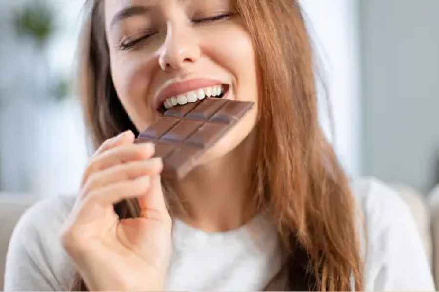Why Should you not eat Sweets After the meal.