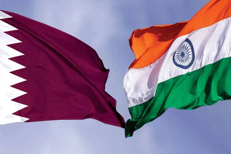 প্রসঙ্গত, ১৯৭১ সালে স্বাধীন দেশ হিসাবে আত্মপ্রকাশ করার পর কাতারের সঙ্গে সুসম্পর্ক বজায় রেখে চলেছে ভারত। ১৯৭৩ সাল থেকে পশ্চিম এশিয়ার এই দেশের সঙ্গে কূটনৈতিক সম্পর্ক রক্ষা করে চলেছে নয়াদিল্লি। সম্প্রতি এই দ্বিপাক্ষিক সম্পর্কের ৫০ বছর উদ্‌যাপন করে দুই দেশ।