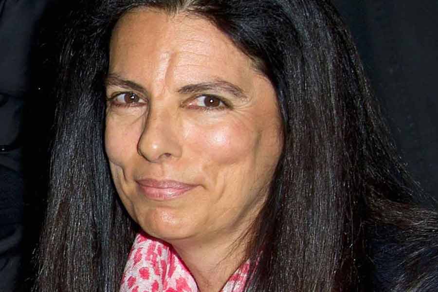 ব্লুমবার্গ এক প্রতিবেদনে জানিয়েছে, ২০২২ সালের জানুয়ারি মাসে সম্পত্তির নিরিখে বিশ্বের ধনী মহিলাদের মধ্যে শীর্ষ স্থানে নাম লিখিয়েছিলেন ফ্রাঙ্কোইস।