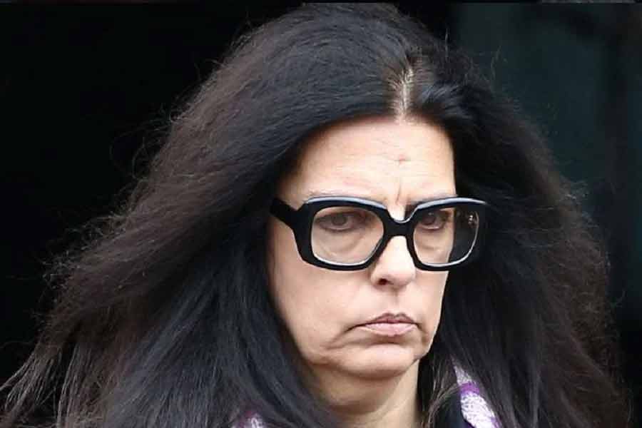 ২০২২ সালের হিসাব অনুযায়ী, ফ্রাঙ্কোইসের সম্পত্তির পরিমাণ ছিল ৯৪ বিলিয়ন ডলার। ভারতীয় মুদ্রায় যা প্রায় ৭৮,২৪,৯৮,৩০,০০,০০০ টাকার সমান।