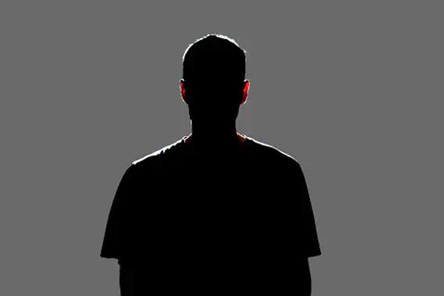 ২০২০ সালে অবনীশ শরন নামের এক আইএএস আধিকারিক তাঁর এক্স হ্যান্ডলে (পূর্বতন টুইটার) রাকেশের একটি ছবি পোস্ট করে তাঁর সম্পর্কে লিখেছিলেন। তার পর থেকেই ঝড় ওঠে সমাজমাধ্যমে। অনেকেই আর্থিক সাহায্য করতে চেয়েছিলেন রাকেশকে। কিন্তু কোনও রকম সাহায্যই নেননি তিনি।