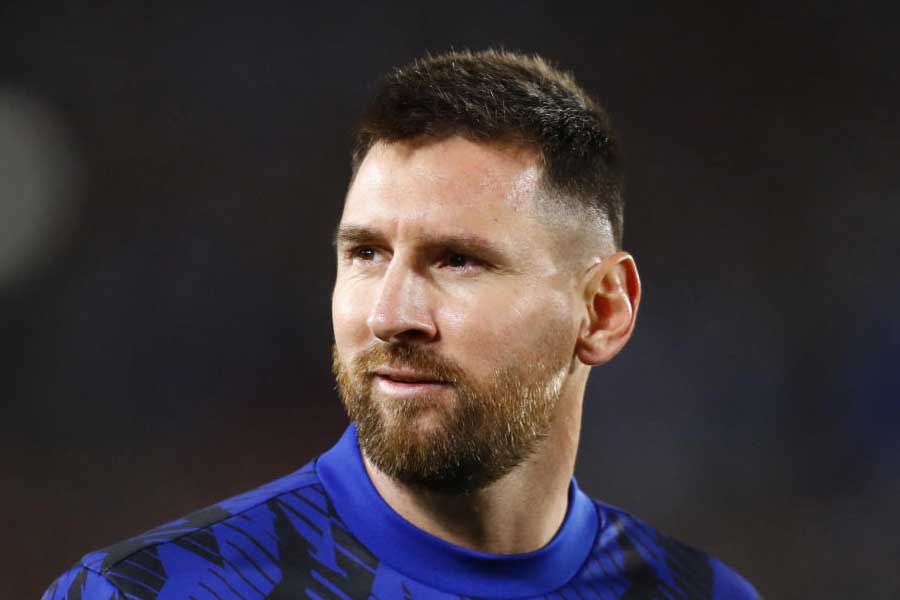 ২০২২ সালে কাতারে নিজের দেশ আর্জেন্টিনাকে বিশ্বকাপ জিতিয়েছিলেন লিওনেল মেসি। নিজের বহু বছরের স্বপ্নপূরণ করেছিলেন। ২০২৩ সালে আরও এক জনের স্বপ্নপূরণ করেছিলেন মেসি।