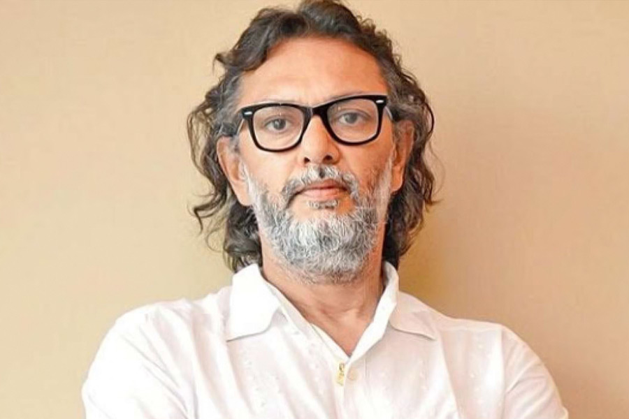 Bollywood actor Abhishek Bachchan blames director Rakeysh Omprakash Mehra for rejecting Rang De Basanti movie 