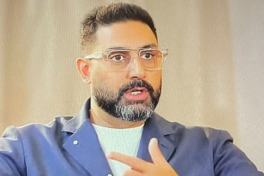 Bollywood actor Abhishek Bachchan blames director Rakeysh Omprakash Mehra for rejecting Rang De Basanti movie 