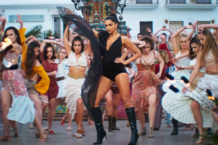 A scence from Pathaan movie directed by Siddharth Anand.