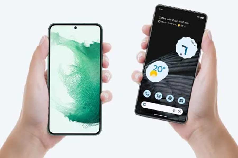 A photograph of Mobile Phone.