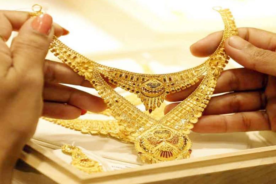Image of Gold jewellery