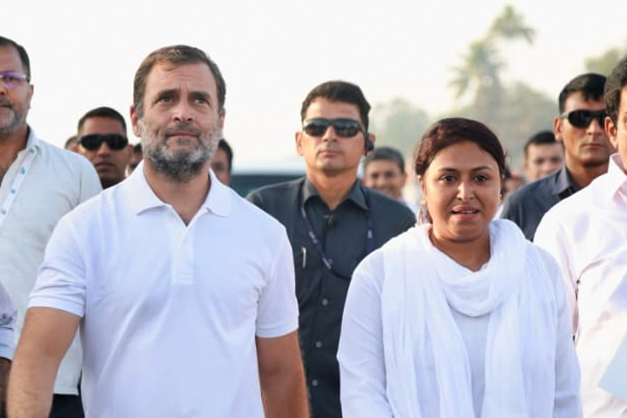 ভারত জোড়ো যাত্রায় রাহুলের সঙ্গে পূজা।