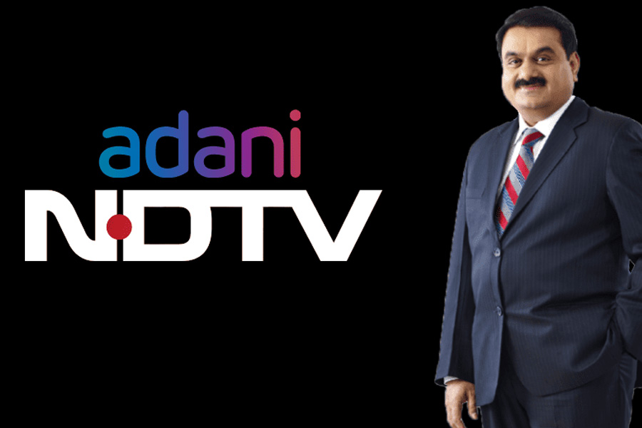 Adani group faces sharp decline in the share prices after Hindenburg Report.