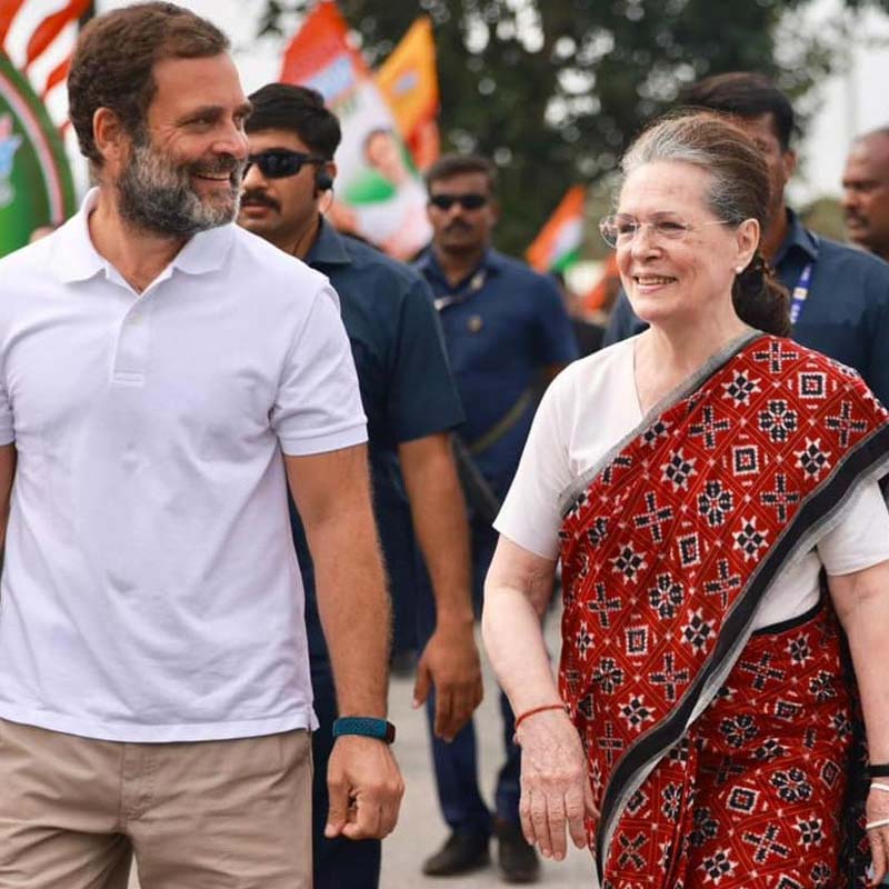 পঞ্চম স্থানে রয়েছে সনিয়া-রাহুলের কংগ্রেস।