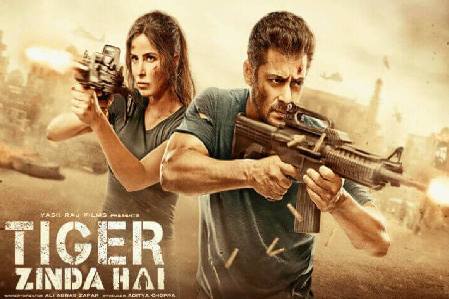 A poster of the Hindi movie Tiger Zinda Hai featuring Salman Khan and Katrina Kaif.