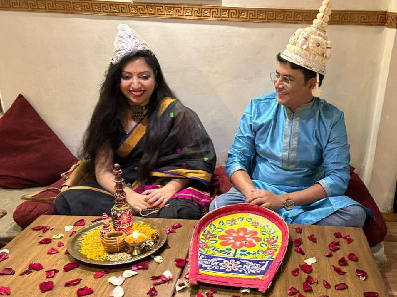 কলকাতা রাজবাড়িতে হবু বর-কনেদের আইবুড়ো ভাতের জন্য বিশেষ থালির আয়োজন করা হয়েছে।