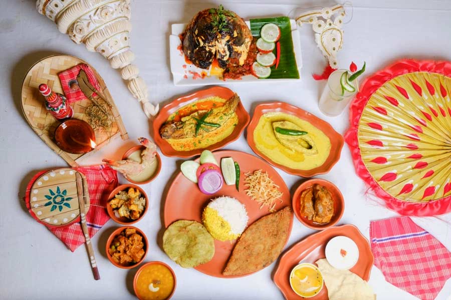 সপ্তপদীর সেলিব্রেশন থালি।