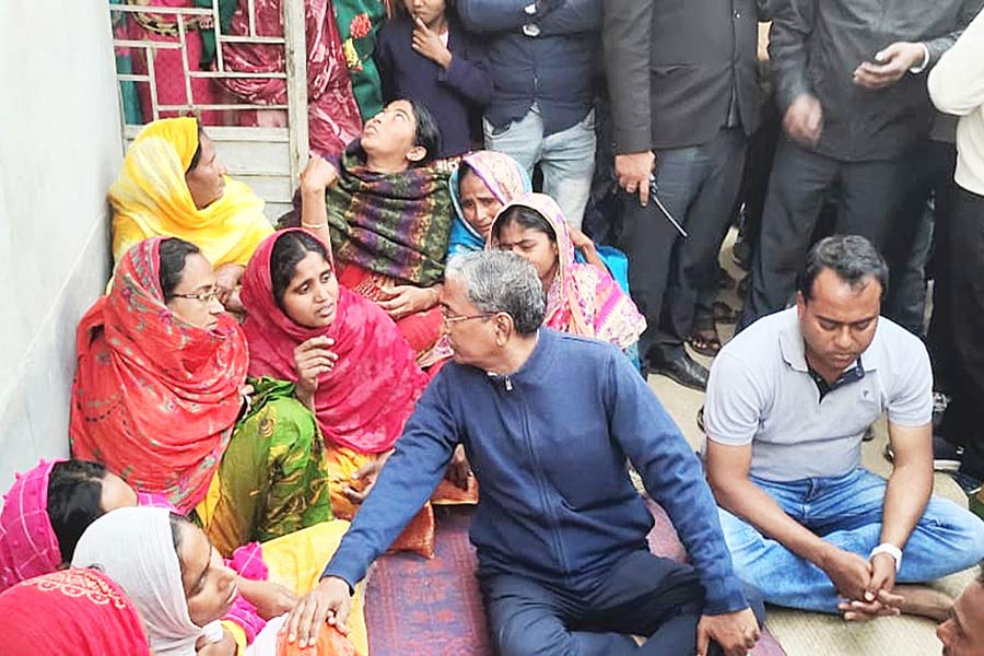 TMC leaders with the family members of the Nabagram murder case