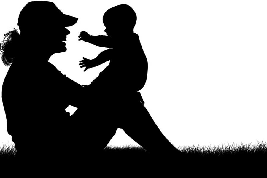 শ্রীধরন জানান, নিজের বাড়ি বলতে তিনি উম্মার বাড়িই বোঝেন। নিজের নিরাপদ আশ্রয় মানে জানতেন উম্মার কোল। তাঁর কথায়, ‘‘উম্মার নিজের সন্তান জাফর। ভাই আর আমাকে একসঙ্গে স্তন্যপান করিয়েছেন উম্মা।’’