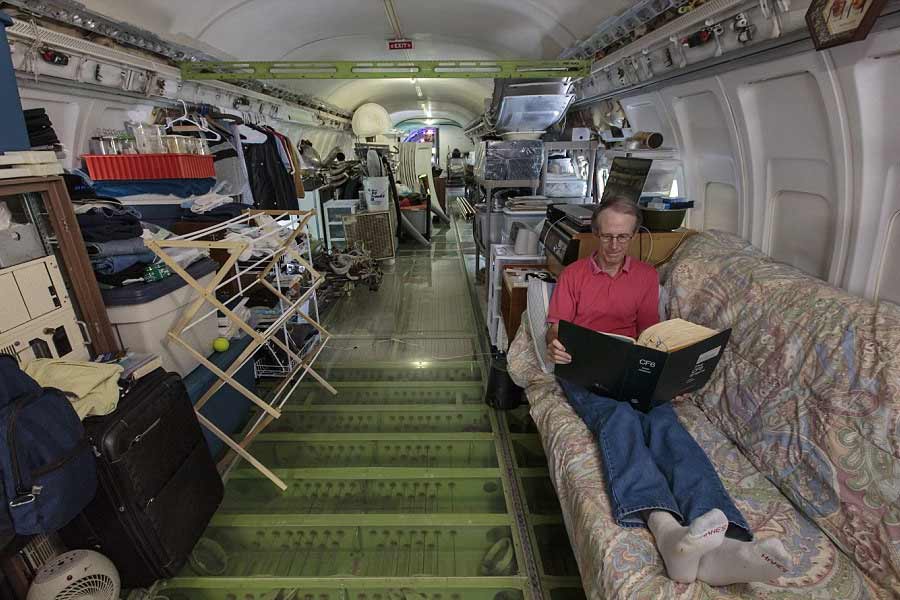 Picture of Bruce Campbell, who has been living inside airplane