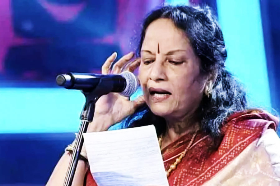 A photograph of Indian singer Vani Jairam.