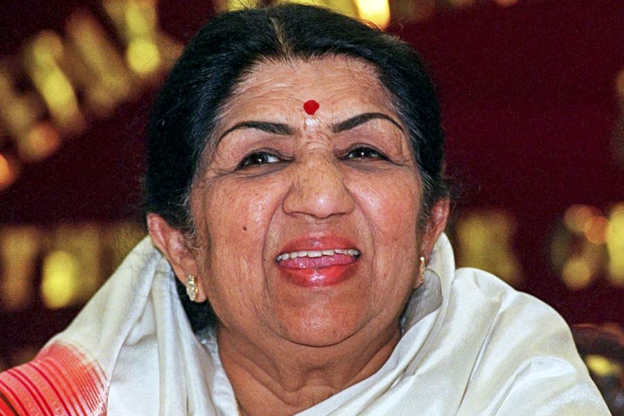 A photograph of Indian singer Lata Mangeshkar.
