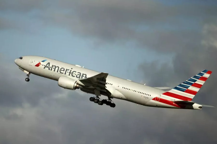 American Airlines Asked to file a report in the allegation of deboarding a Bengali cancer patient in Delhi.