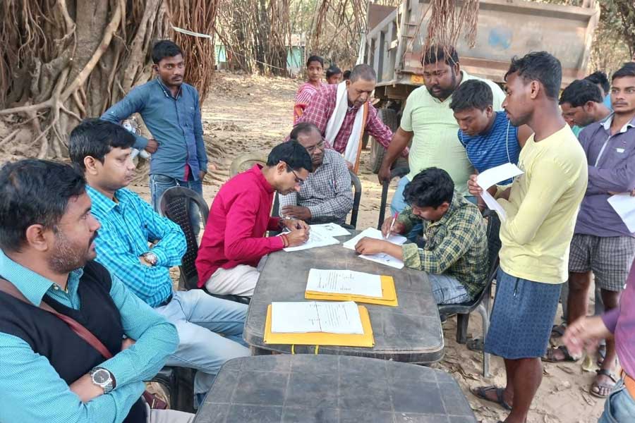 Photograph of Matkatpur Village.