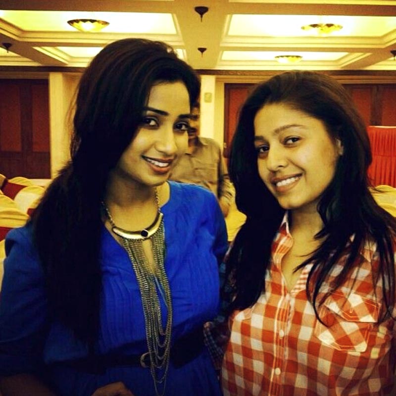 picture of shreya ghoshal and sunidihi chauhan