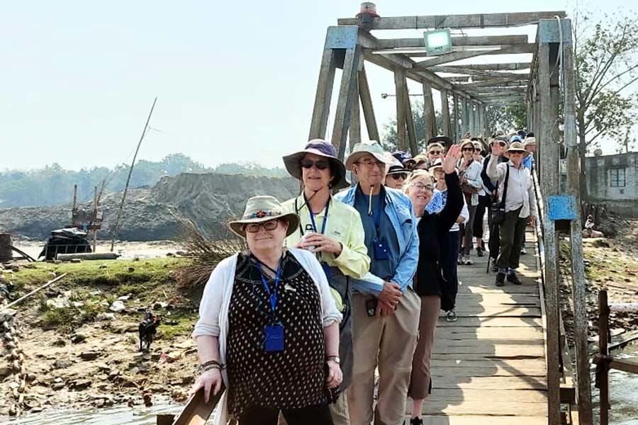 Foreign tourists at Guptipara Ferry of Chinsurah