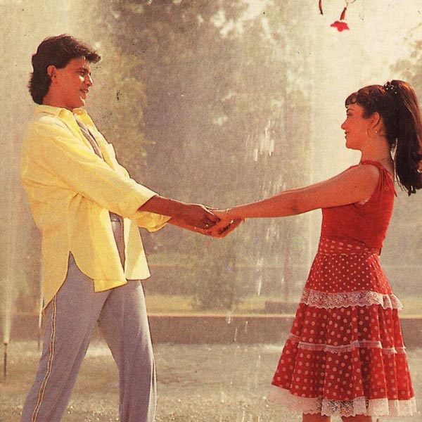 দাউদের সঙ্গে যোগাযোগ করে সঞ্জয় জানিয়েছিলেন যে, মন্দাকিনির সঙ্গে মিঠুনকে আর দেখা যাবে না। দাউদ যেন তাঁকে নিয়ে দুশ্চিন্তা না করেন। অন্য দিকে মিঠুনকেও সতর্ক করেন সঞ্জয়। মিঠুনকে নির্দেশ দেন যে, তিনি যেন মন্দাকিনির সঙ্গে আর কোনও ছবিতে অভিনয় না করেন।