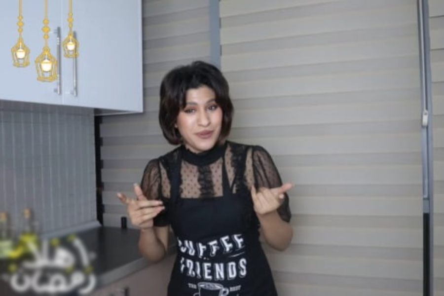 ২০১৭ সালে পরিবারের সঙ্গে তুরস্কে বেড়াতে গিয়েছিলেন টিবা। শোনা যায়, তার পর আর সেখান থেকে ফিরে আসতে চাননি তিনি। তাঁর এই সিদ্ধান্তে অত্যন্ত ক্রুদ্ধ হয়েছিল পরিবার। কিন্তু টিবা জেদ ছাড়েননি।