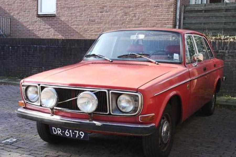 photograph of North Korea Car.