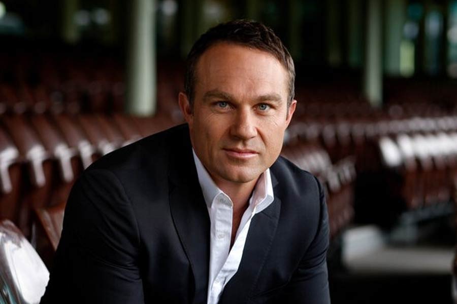 সিজনির আদালতের বিচারক জানিয়েছিলেন, মানসিক সমস্যা রয়েছে স্লেটারের। তাই তাঁকে মানসিক চিকিৎসাকেন্দ্রে ভর্তি হওয়ার নির্দেশ দিয়েছিলেন।