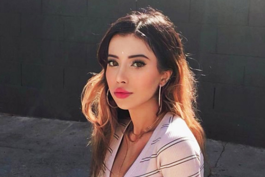 Meet Sakshi Chopra, a popular Social media influencer.