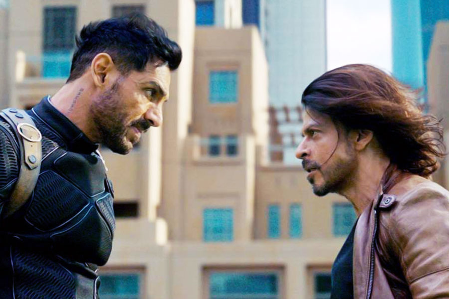 photo of a movie scene in Pathaan.