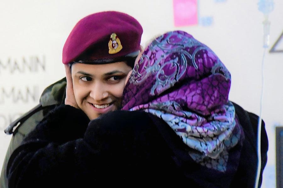 Photo of Turkish woman hugging Indian army officer in Turkeys quake hit hatay 