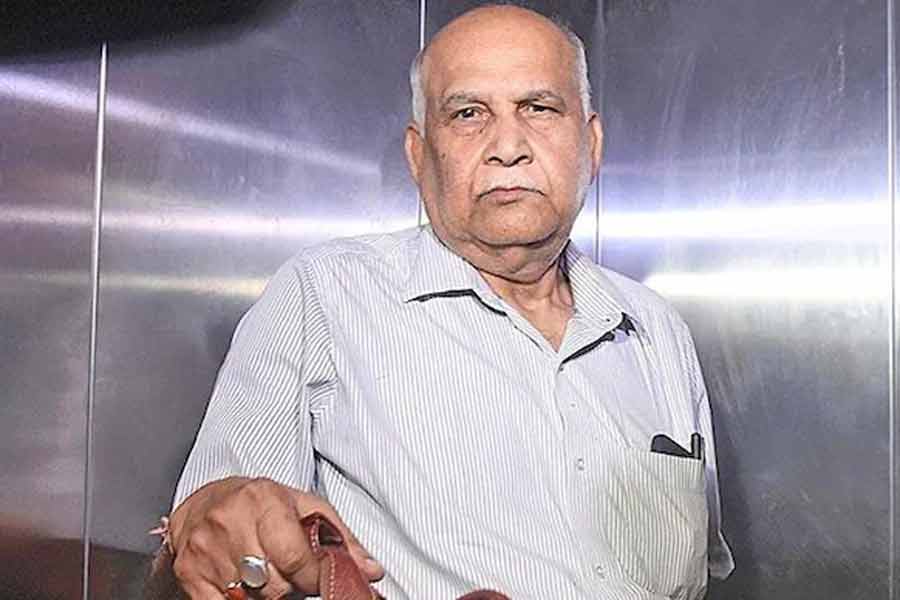 Shanti Prasad Sinha.