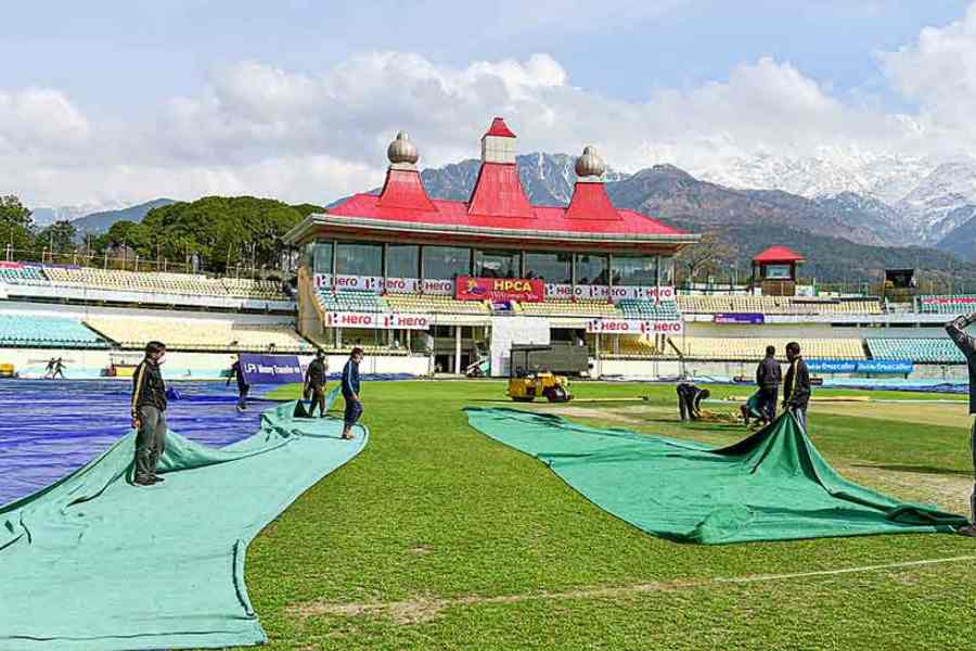 Picture of Dharamshala cricket stadium