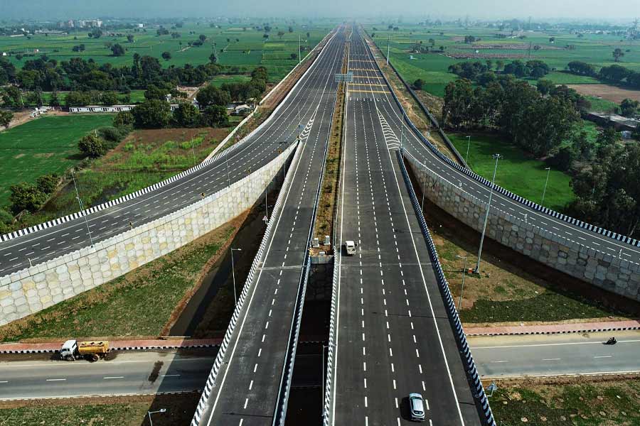 image of Delhi-Mumbai Expressway 