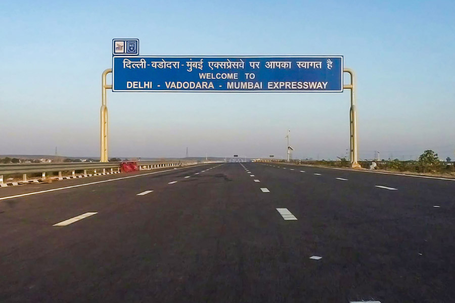 image of Delhi-Mumbai Expressway 