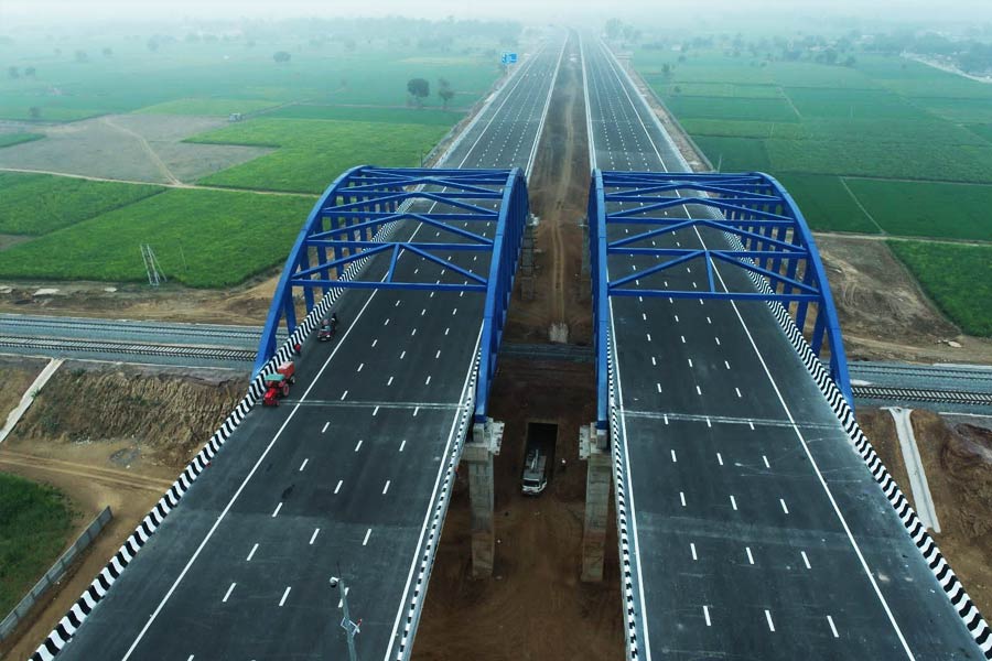 image of Delhi-Mumbai Expressway 