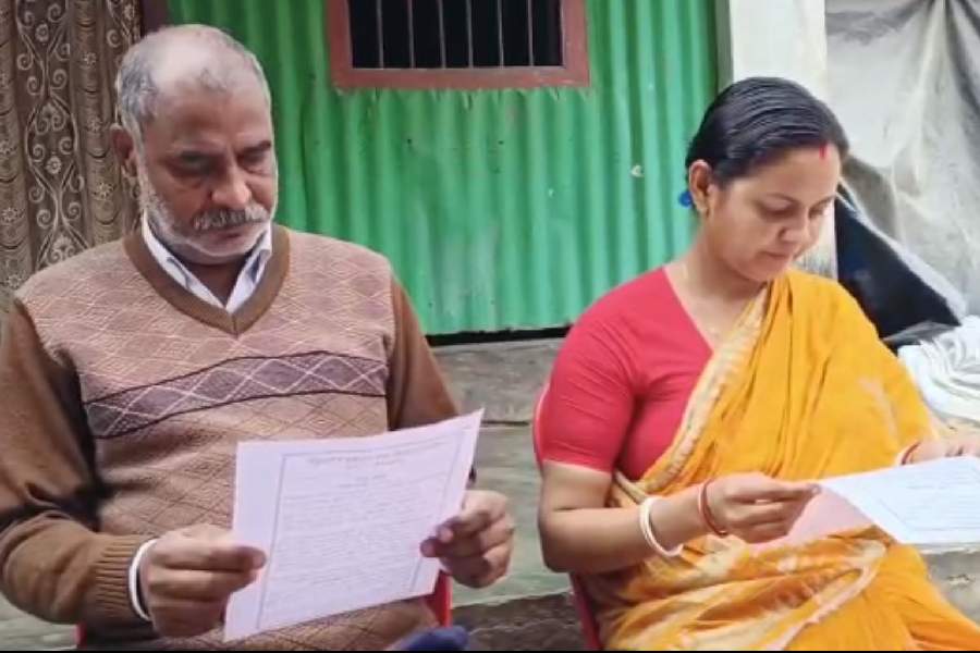 12 Gram Panchayat members of TMC resigned in Malda dgtld