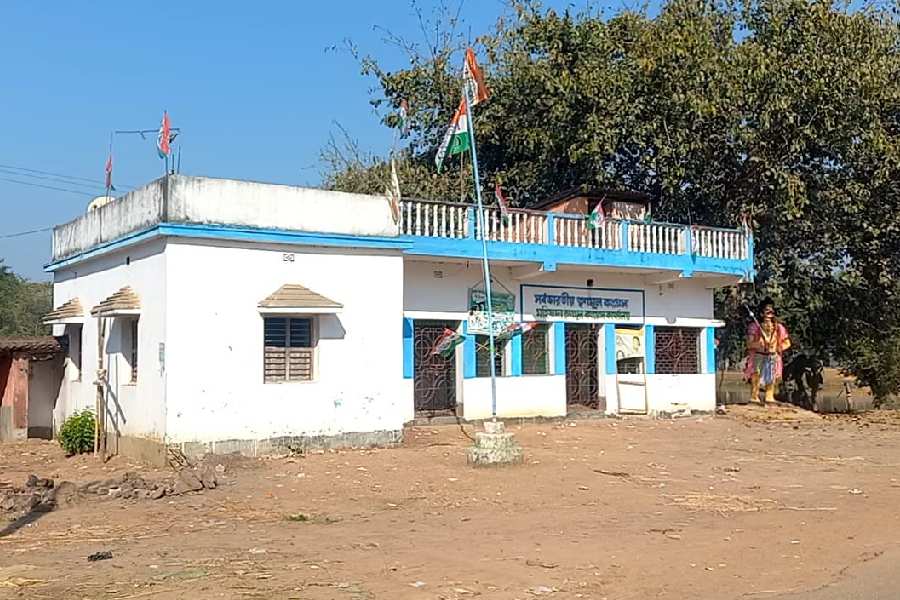 TMC accused the CPM of occupying party office in Keshpur, West Midnapore dgtld