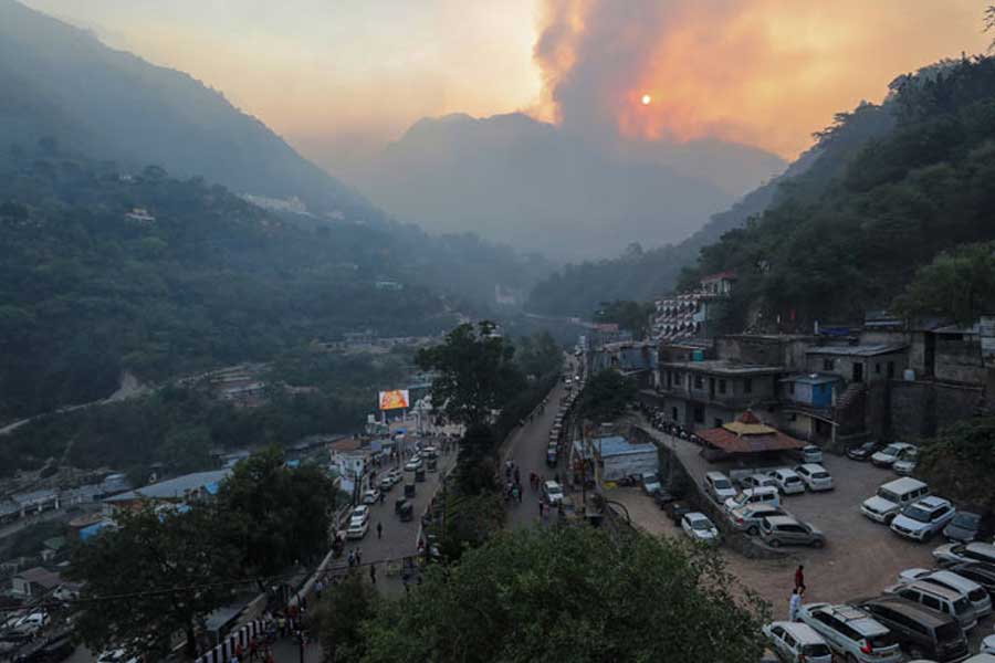 A photograph of city in Jammu and Kashmir.