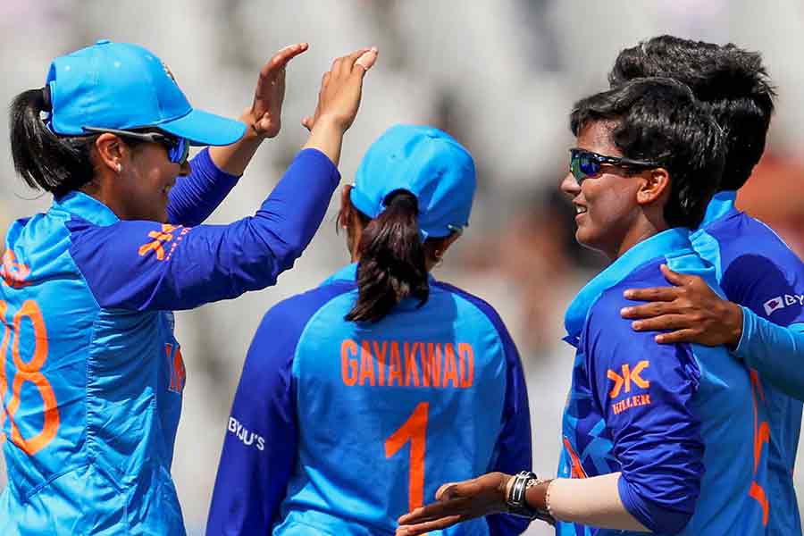 Indian woman player Deepti Sharma with teammates celebrates