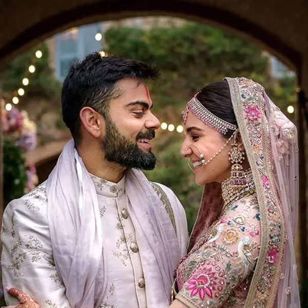 photo of Virat Kohli and Anushka Sharma