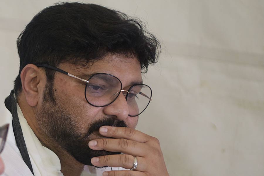 Minister of West Bengal Babul Supriyo admitted to hospital.